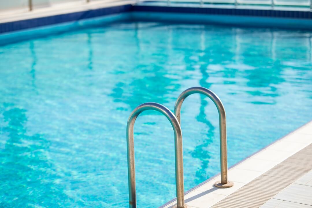 How to Balance Pool pH Levels